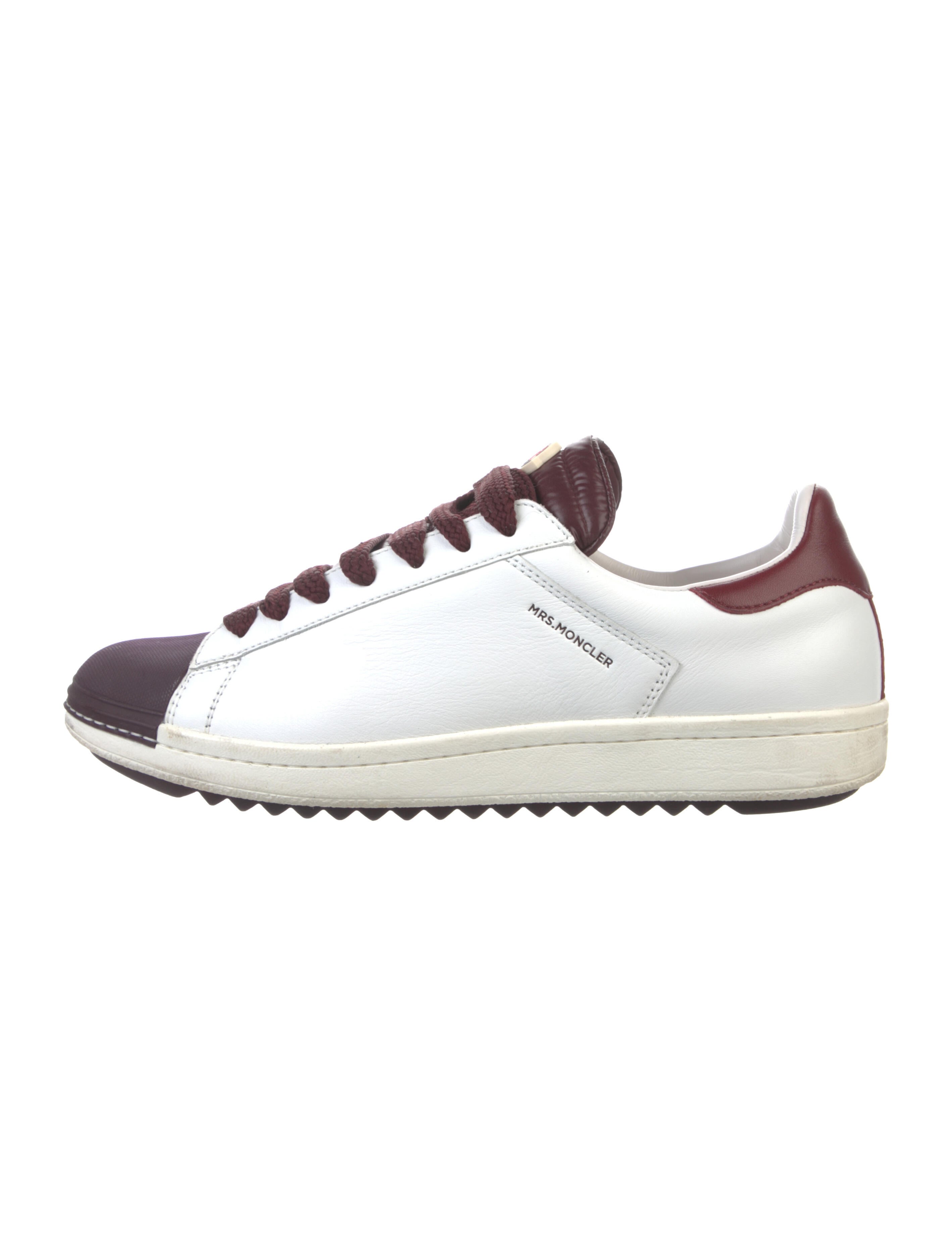 靴 MONCLER MRS.MONCLER Leather Sneaker 36 Moncler Mrs.Moncler Athletic Sneakers - White Sneakers, Shoes