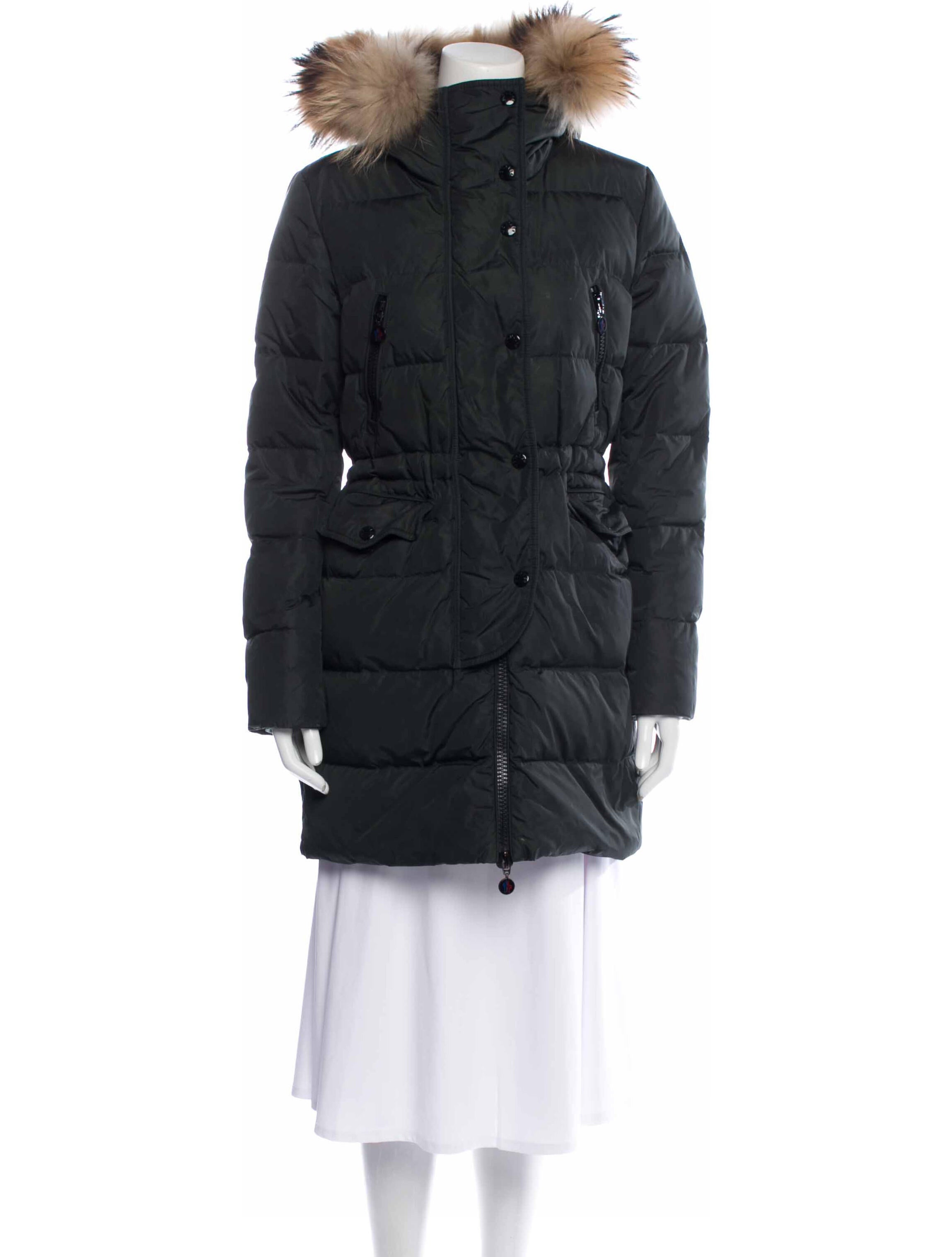 Moncler Down Coat Green Coats, Clothing MOC94672 The RealReal