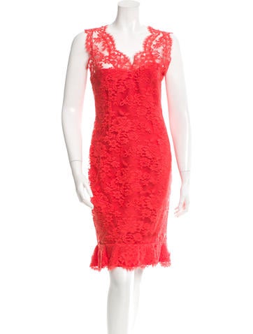 Monique Lhuillier Embroidered Lace Dress