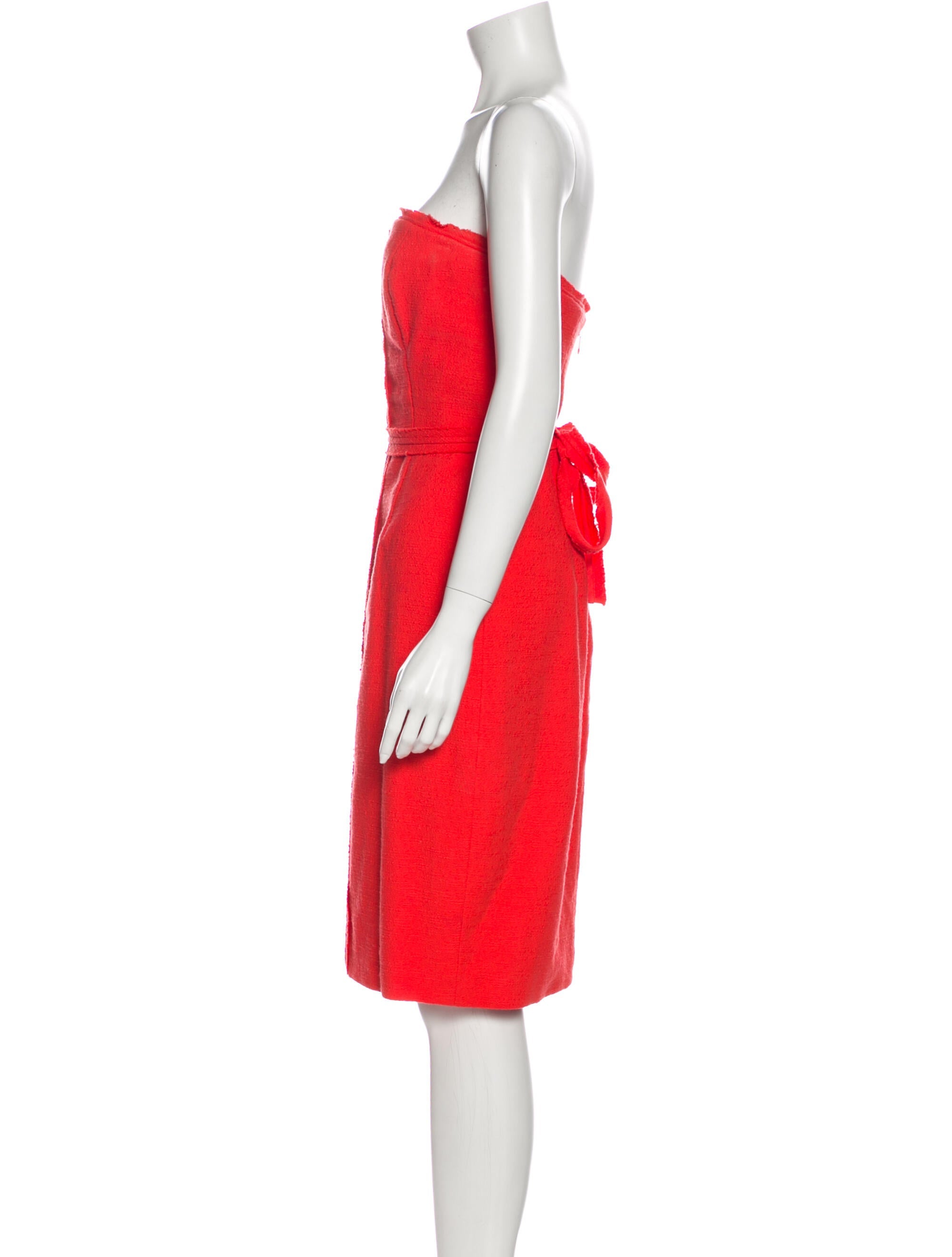 Monique Lhuillier Strapless Mini Dress