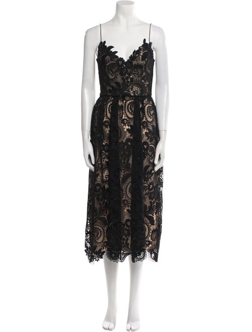 Monique Lhuillier Lace Pattern Long Dress