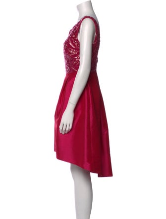 Monique Lhuillier Bateau Neckline Mini Dress