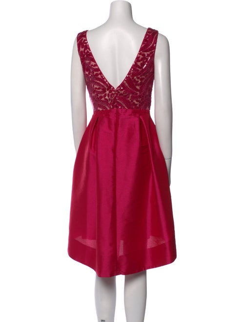 Monique Lhuillier Bateau Neckline Mini Dress