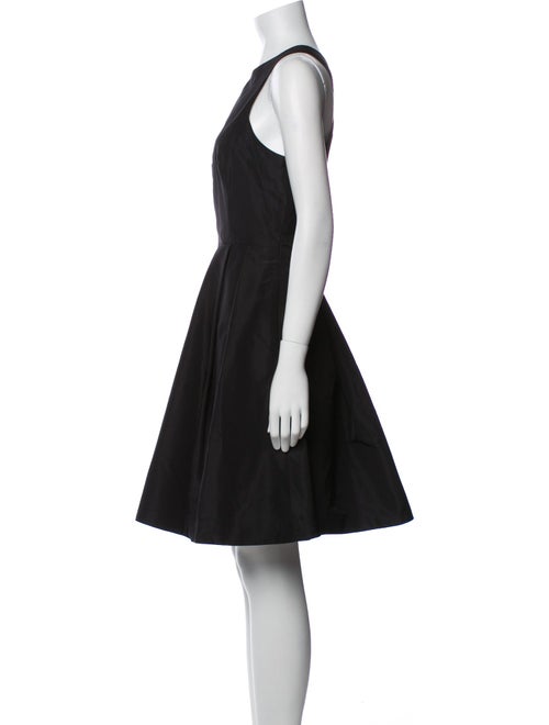 Monique Lhuillier Scoop Neck Knee-Length Dress