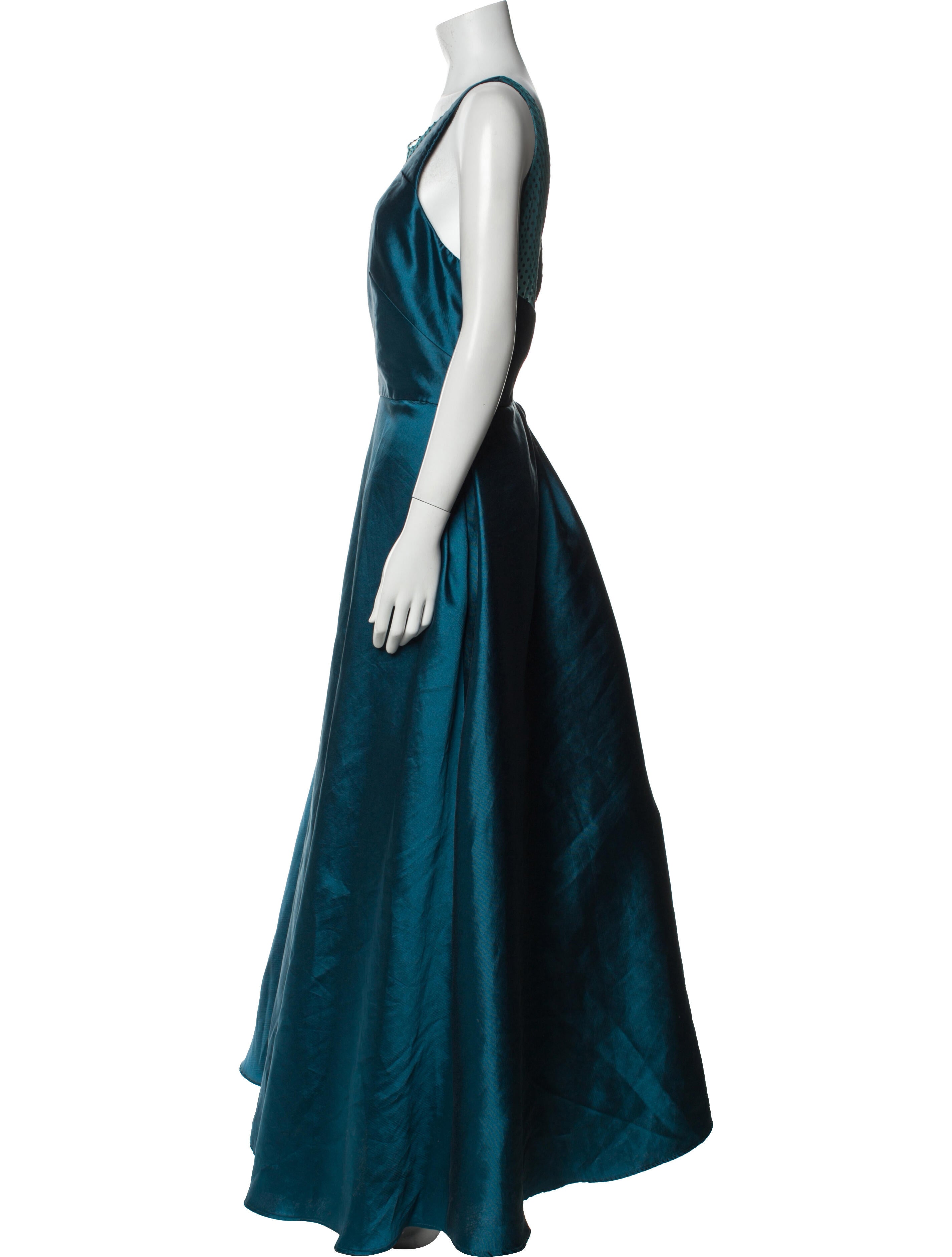 Monique Lhuillier Scoop Neck Long Dress