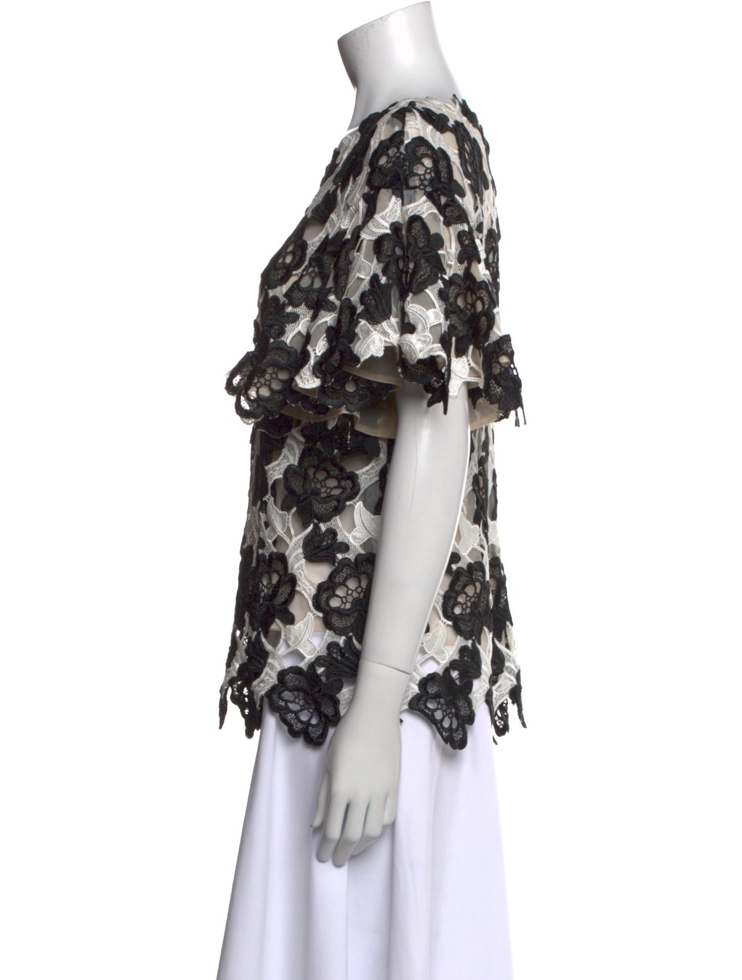 Monique Lhuillier Lace Pattern Bateau Neckline Blouse