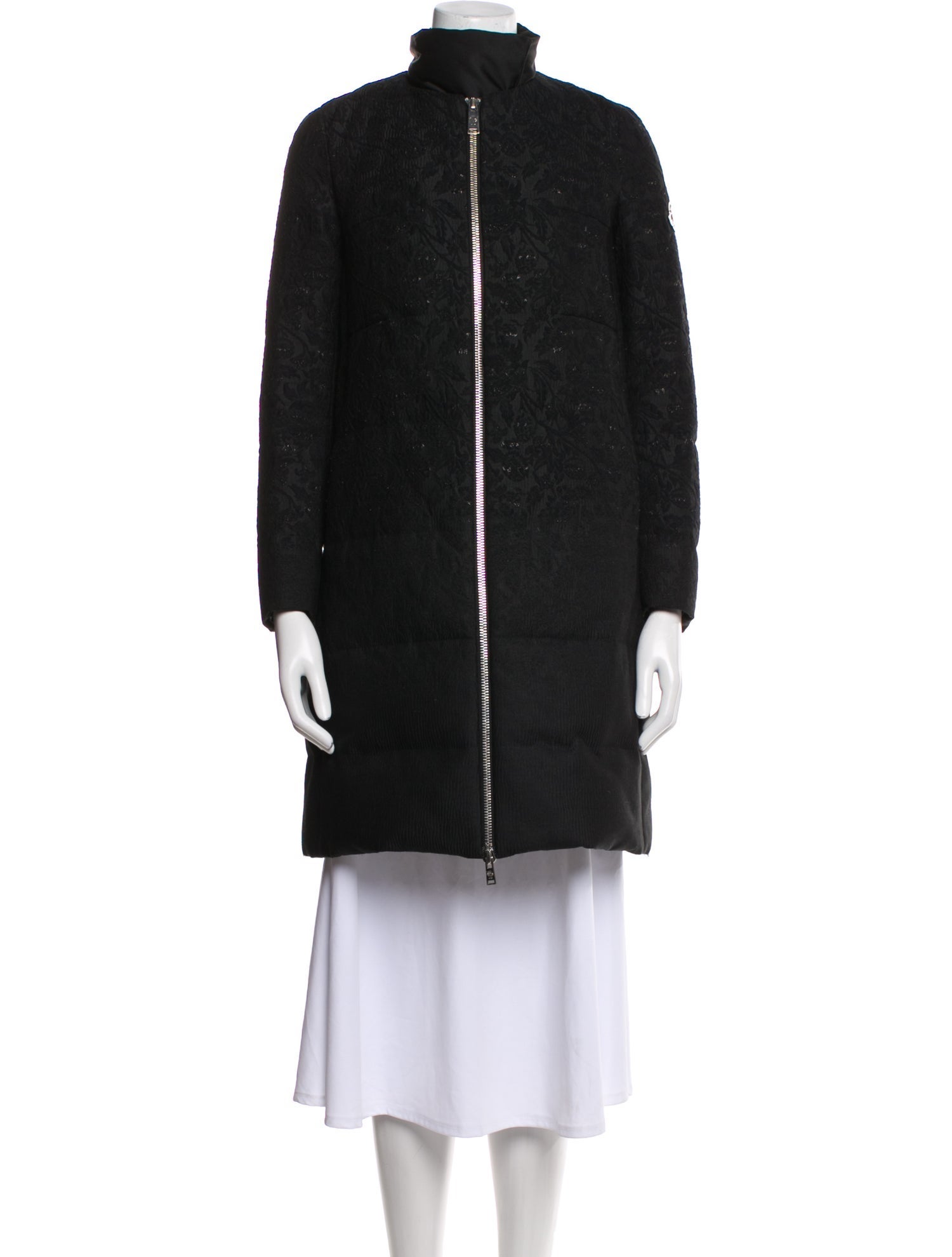 MONCLER GAMME ROUGE STACEY ミンクファー ダウン 2 Moncler Gamme Rouge Fall 2013 Ready-to-Wear Collection | Vogue