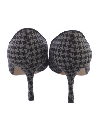 Manolo Blahnik Wool Houndstooth Print Pumps