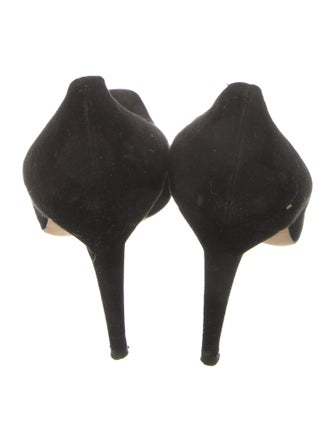 Manolo Blahnik Suede Pumps