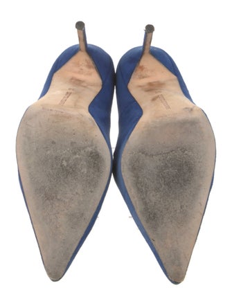 Manolo Blahnik Suede Pumps