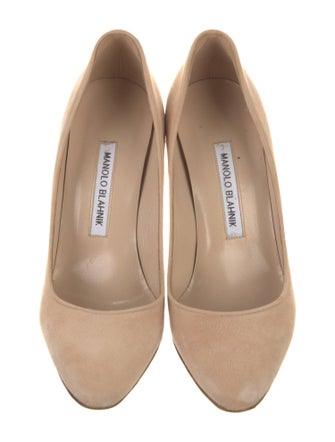 Manolo Blahnik Suede Pumps