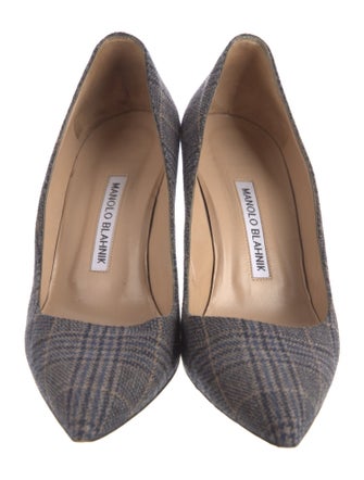 Manolo Blahnik Houndstooth Print Pumps