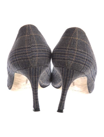 Manolo Blahnik Houndstooth Print Pumps