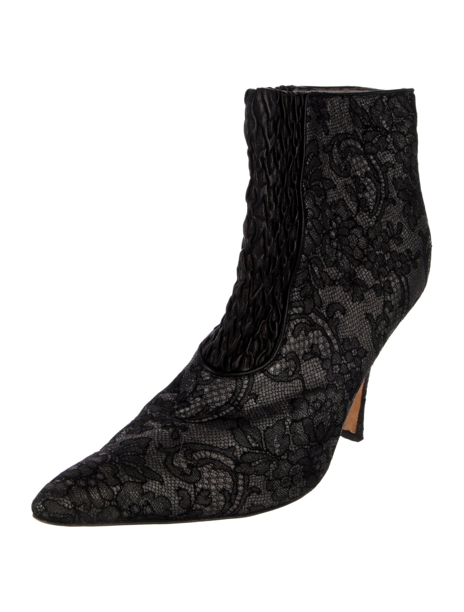 Manolo Blahnik Lace Lace Pattern Boots
