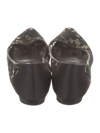 Manolo Blahnik Lace Lace Pattern Flats