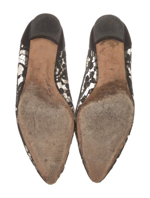 Manolo Blahnik Lace Lace Pattern Flats