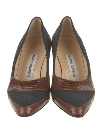 Manolo Blahnik Wool Printed Pumps