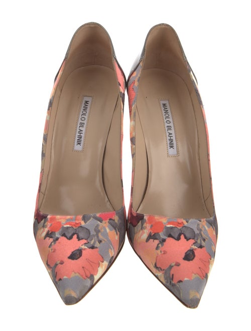 Manolo Blahnik Satin Printed Pumps