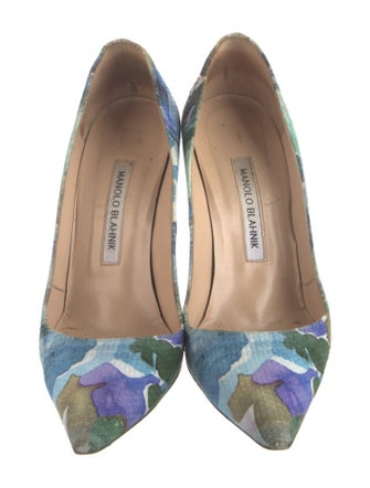 Manolo Blahnik Canvas Printed Slingback Pumps