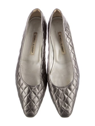 Manolo Blahnik Quilted Pattern Leather Flats