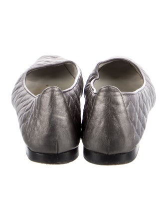 Manolo Blahnik Quilted Pattern Leather Flats