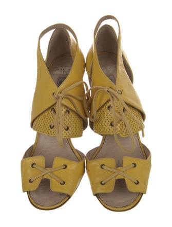 Manolo Blahnik Leather Slingback Sandals