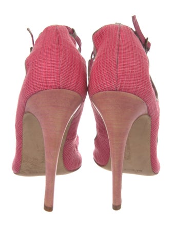 Manolo Blahnik Printed Sandals