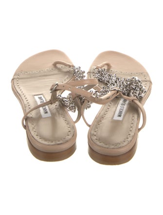 Manolo Blahnik Leather Chain-Link Accents Slingback Sandals