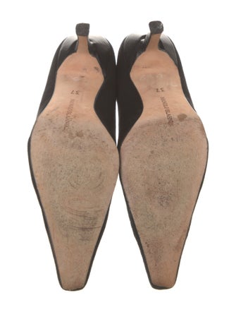 Manolo Blahnik Suede Pumps