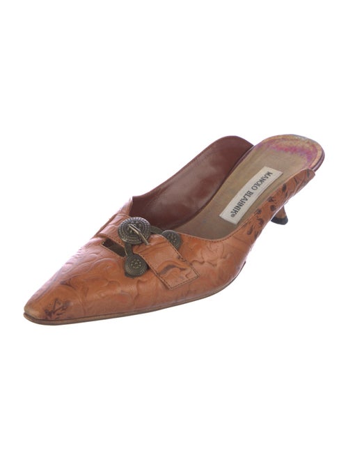 Manolo Blahnik Leather Graphic Print Mules