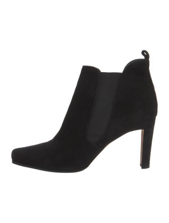 Manolo Blahnik Suede Chelsea Boots
