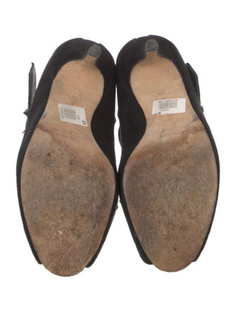 Manolo Blahnik Suede Pumps