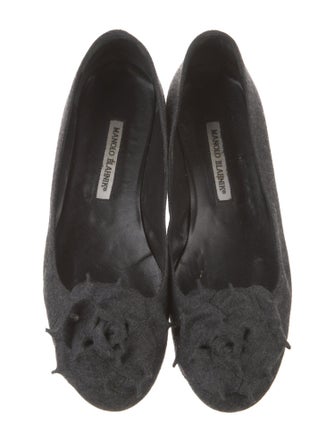 Manolo Blahnik Wool Ruffle Embellishment Flats