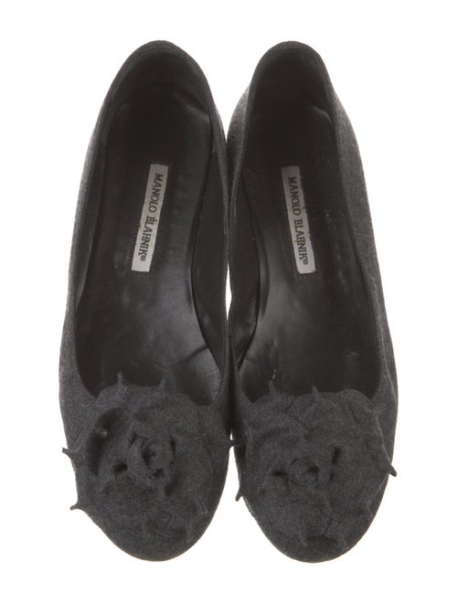 Manolo Blahnik Wool Ruffle Embellishment Flats