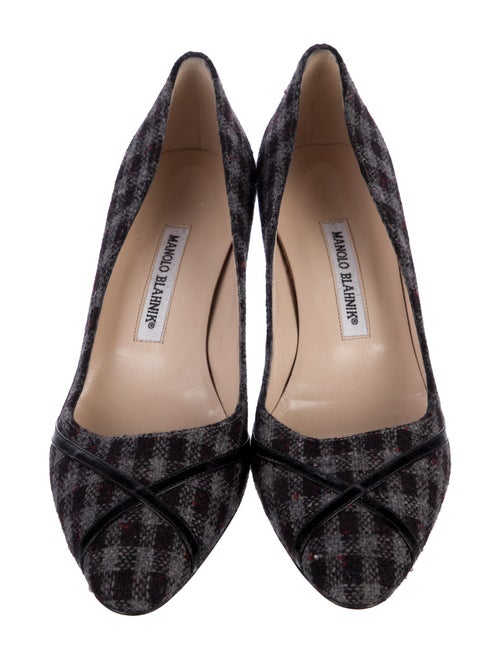 Manolo Blahnik Printed Pumps