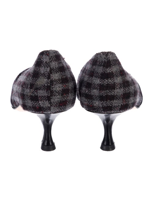 Manolo Blahnik Printed Pumps