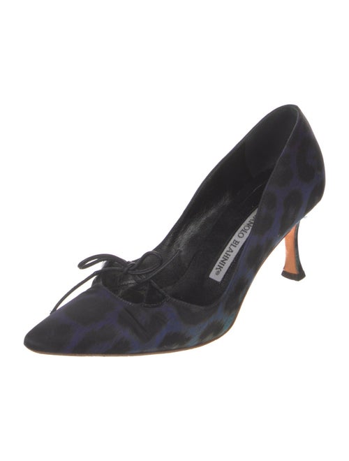 Manolo Blahnik Printed Bow Accents Pumps
