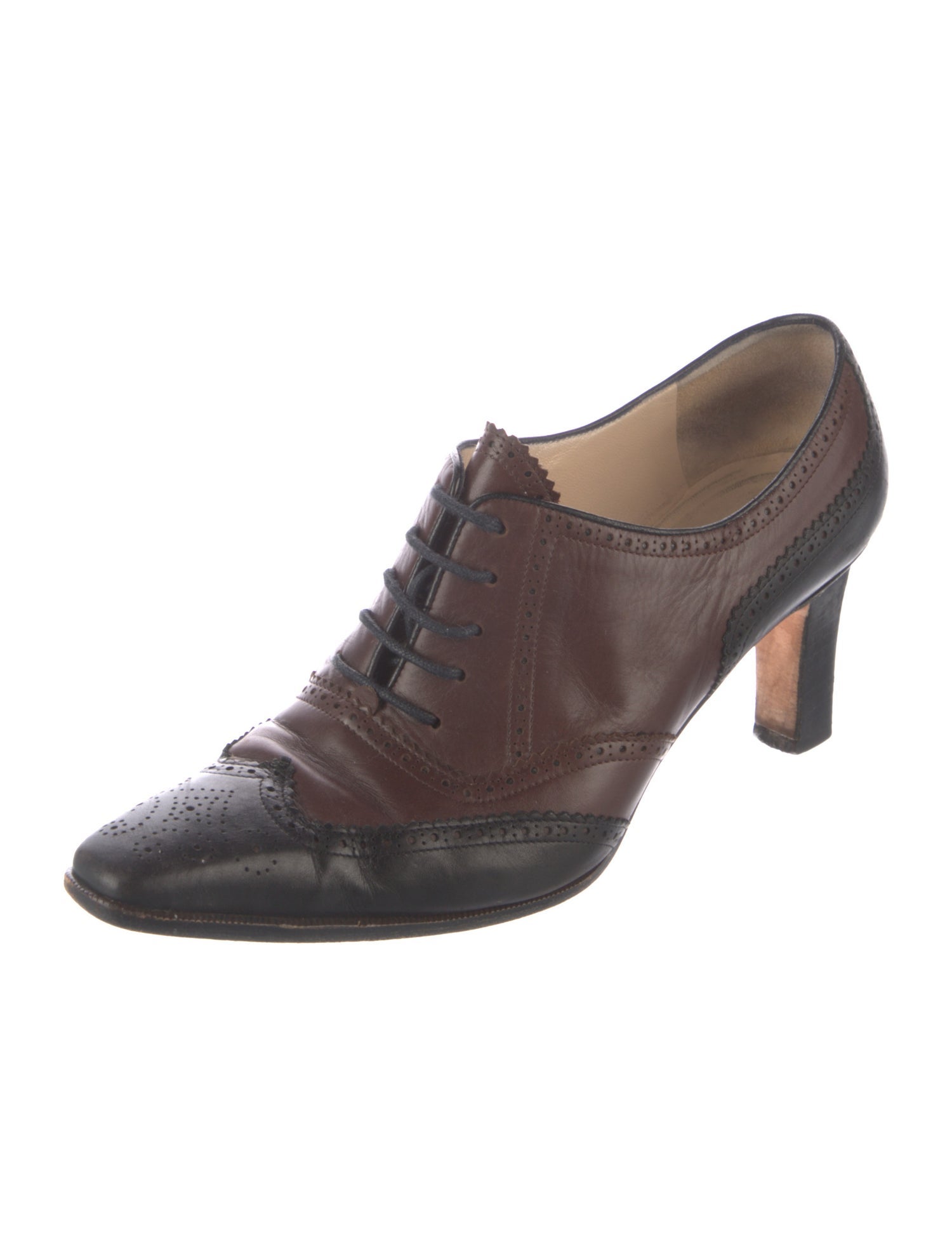 Manolo Blahnik Leather Printed Pumps