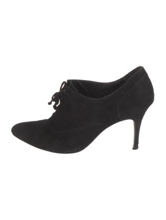 Manolo Blahnik Suede Pumps