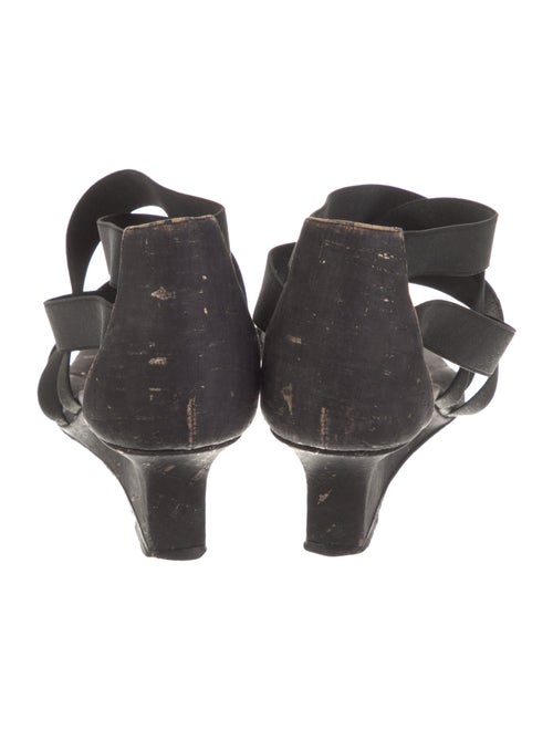 Manolo Blahnik Printed Pumps