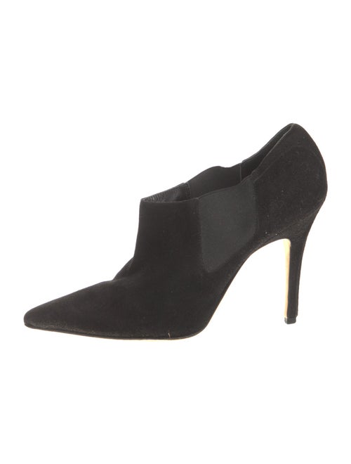 Manolo Blahnik Suede Pumps