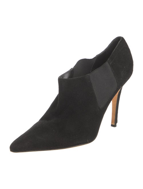 Manolo Blahnik Suede Pumps