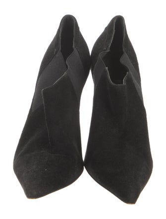 Manolo Blahnik Suede Pumps
