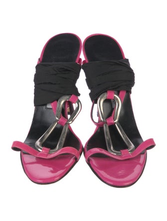 Manolo Blahnik Patent Leather Printed T-Strap Sandals