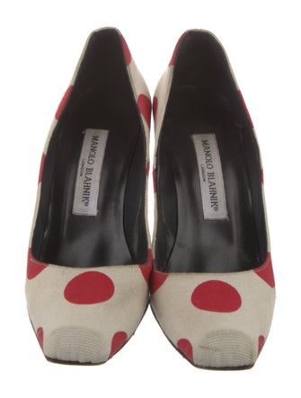 Manolo Blahnik Canvas Printed Pumps