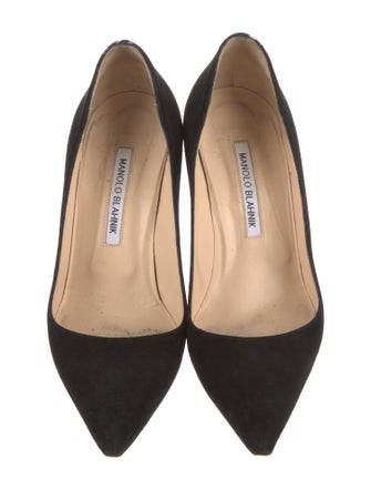 Manolo Blahnik BB Suede Pumps