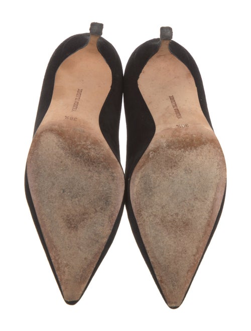Manolo Blahnik BB Suede Pumps