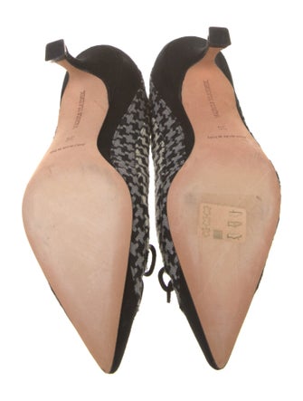 Manolo Blahnik Printed Bow Accents Pumps