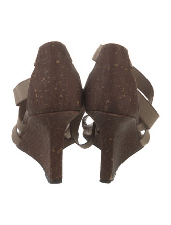 Manolo Blahnik Pumps