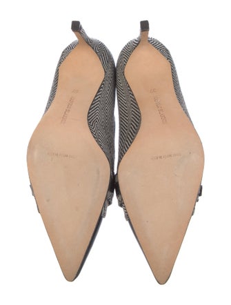 Manolo Blahnik Houndstooth Print Pumps